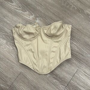 Tube top for going out